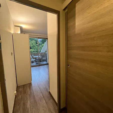 Rock Wood * Ла-Гранд-Мот